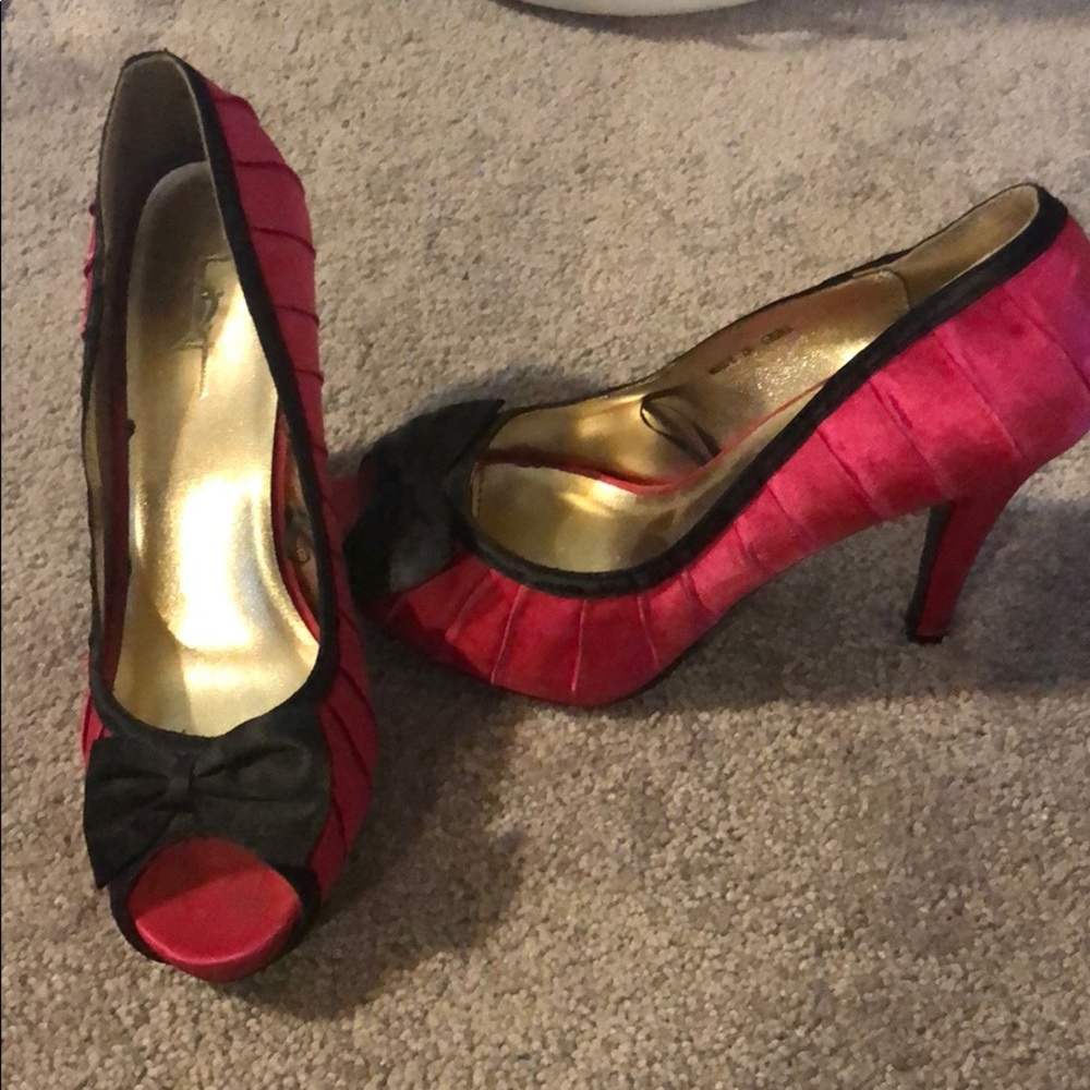Pink heels
